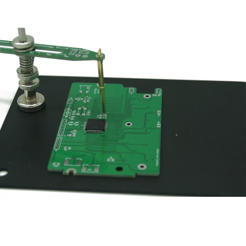 Uniwersalne klipsy testowe Kom – Electronics Repair Table recenzja i cena